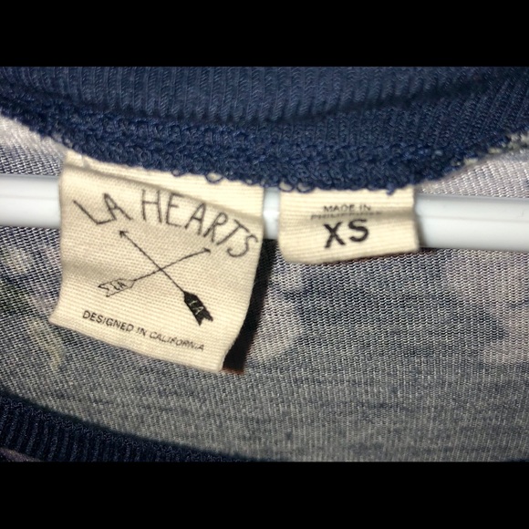 L.a. Hearts Crop Top with Side string accents - Picture 5 of 8